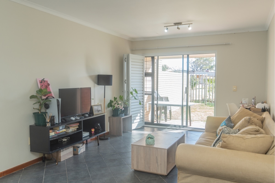 2 Bedroom Property for Sale in Cotswold Eastern Cape